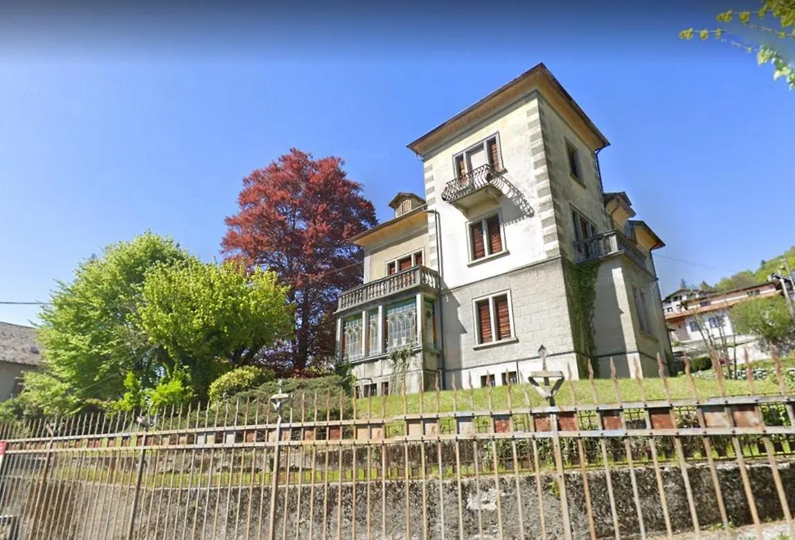 Villa Alma, Lake Como Bed&Breathe location