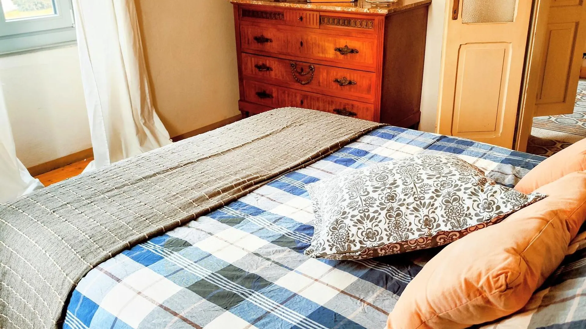 Villa Alma, Lake Como Bed&Breathe San Fedele Intelvi Bed & Breakfast